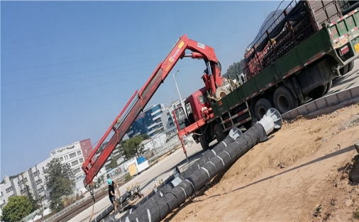 交通监控杆件安装